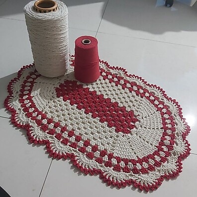 Tapete de Crochê Oval: Conforto e Estilo!