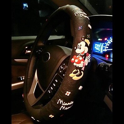 Capa de Volante Mickey Mouse 38cm - Antiderrapante e Estilosa