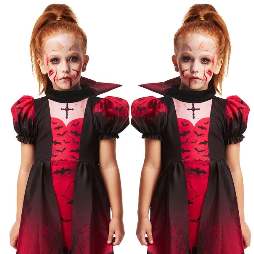 Fantasia de Vampira Infantil: Luxo e Diversão!