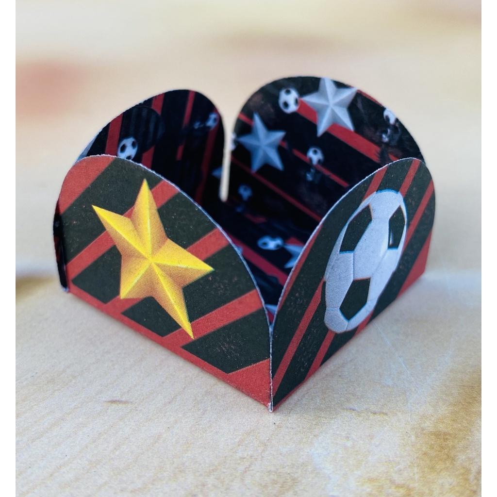 Forminhas 4 Pétalas Tema Futebol - Happy Festas