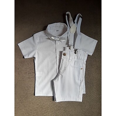 Conjunto Infantil Branco Luxo: Elegância para Festas