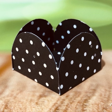 Forminhas Poá: Decore Seus Doces com Elegância!