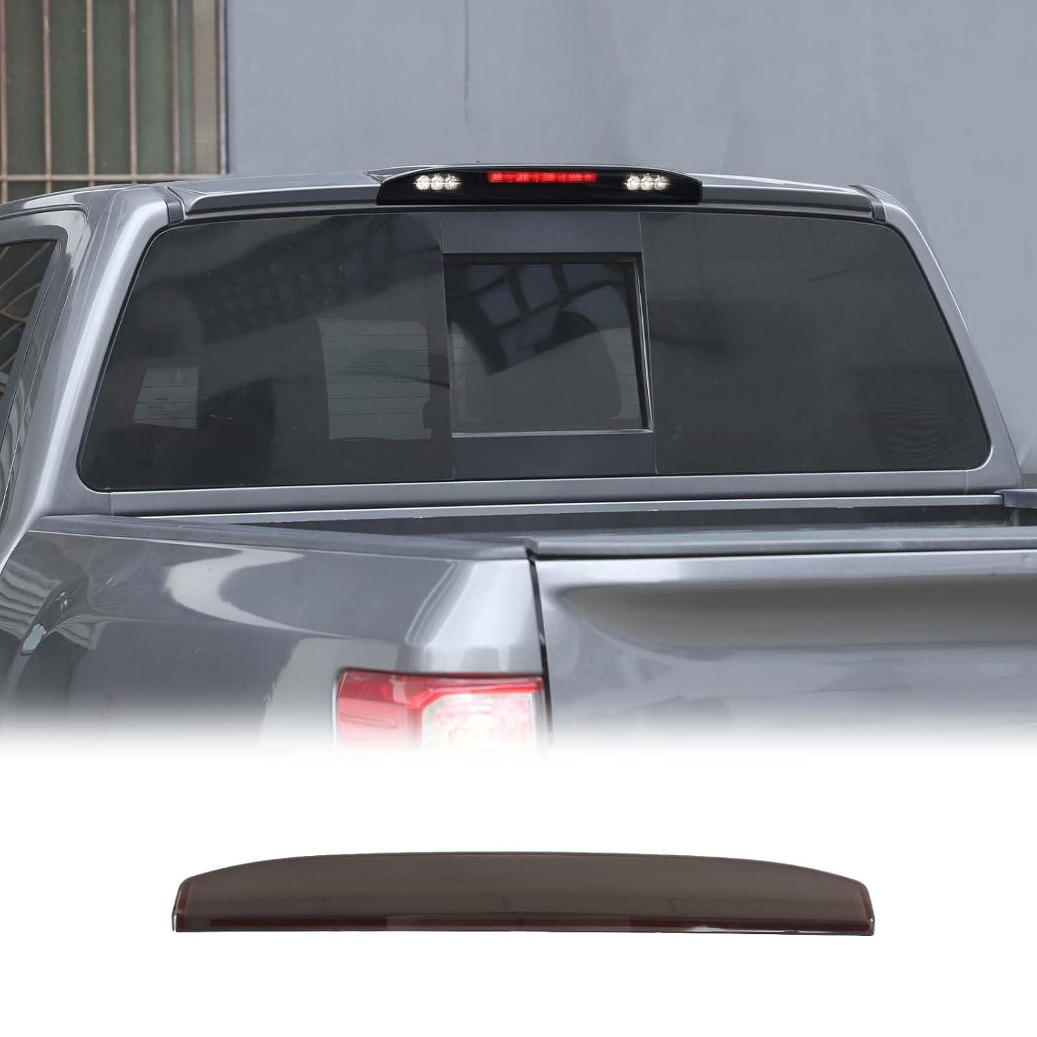 Acabamento Tampa 3ª Luz de Freio Fumê ABS para Nissan Titan 2016-2024 | Estilo e Proteção