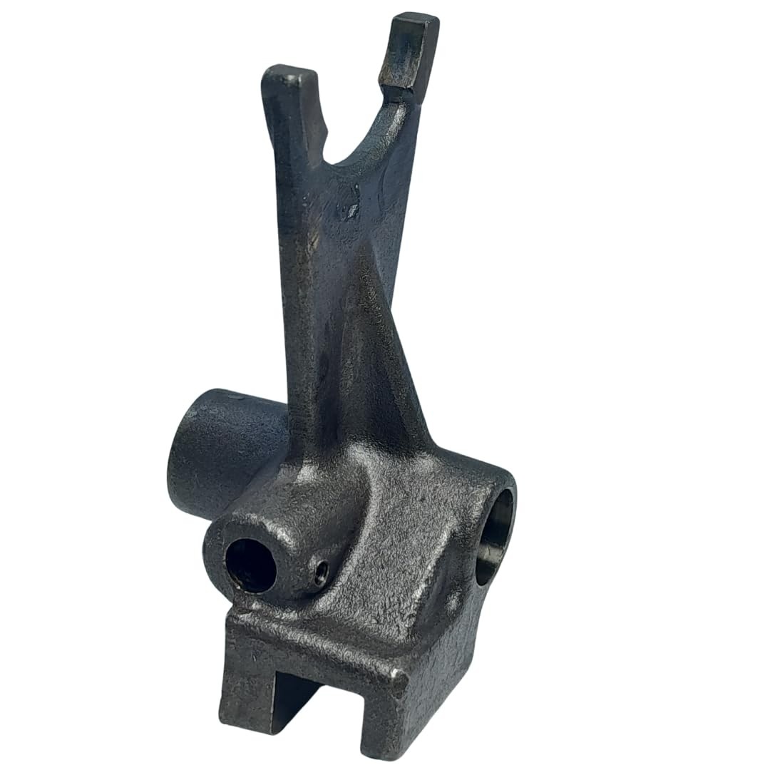 Garfo de Mudança Secundária Yanmar TC10-TC14S: Durabilidade e Performance para seu Trator