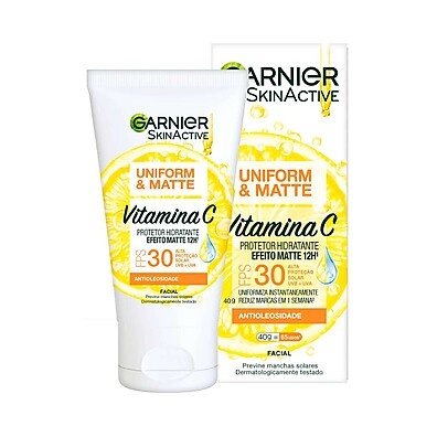 Garnier Vitamina C FPS 30: Pele Matte e Uniforme