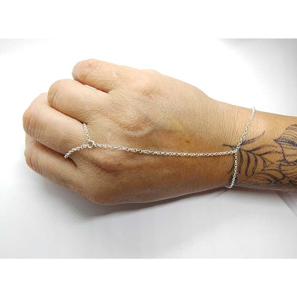 Hand Chain Prata 925: Brilho e Estilo Único