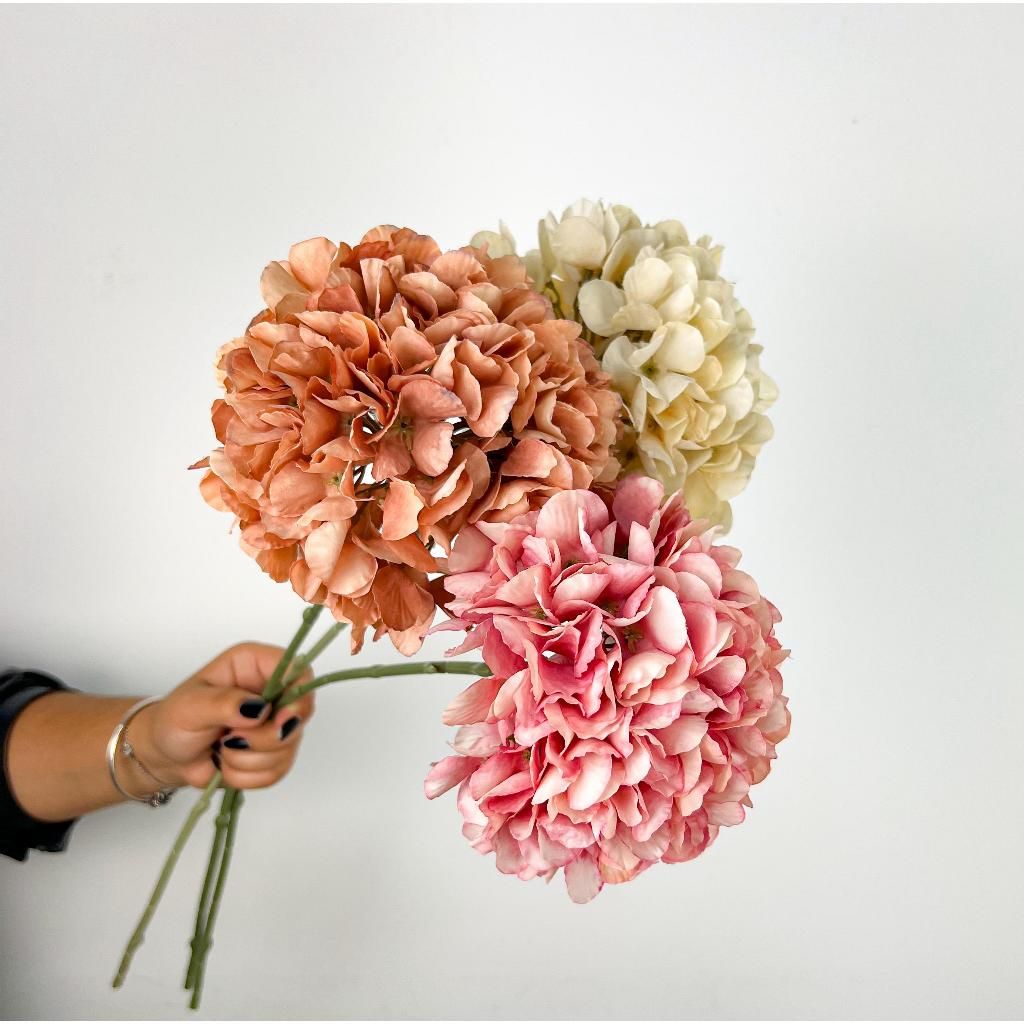 haste-de-hortensia-artificial-a-16-elegancia-realista-para-sua-decoracao