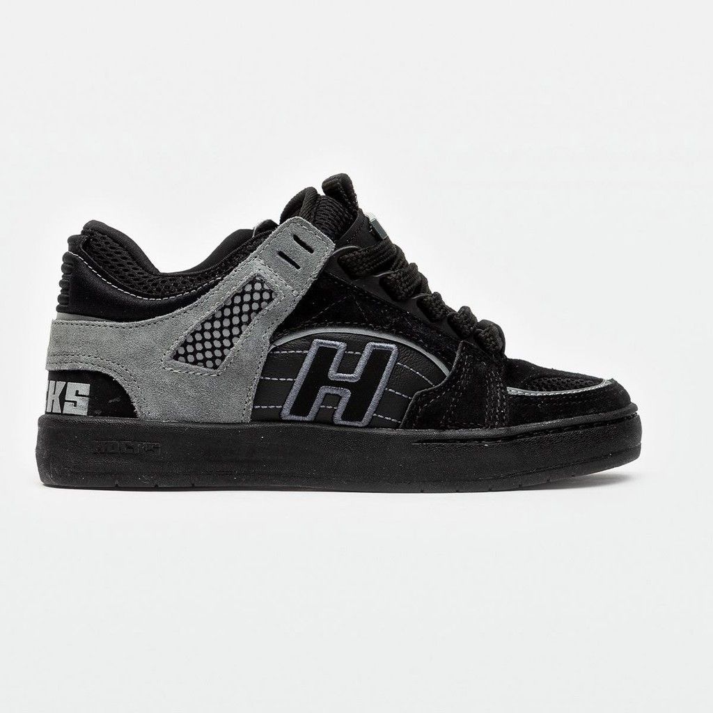 Hocks Bold: O Tênis Skate Retrô que Você Precisa!