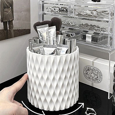 Organizador de Pincéis 360°: Sua Maquiagem Impecável!