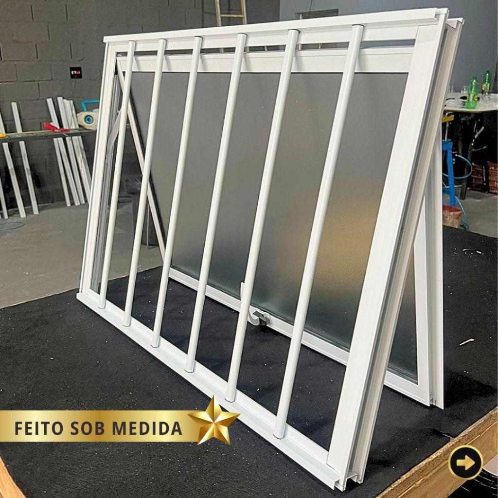 Janela de Banheiro com Grade de Alumínio Branco – Qualidade e Design