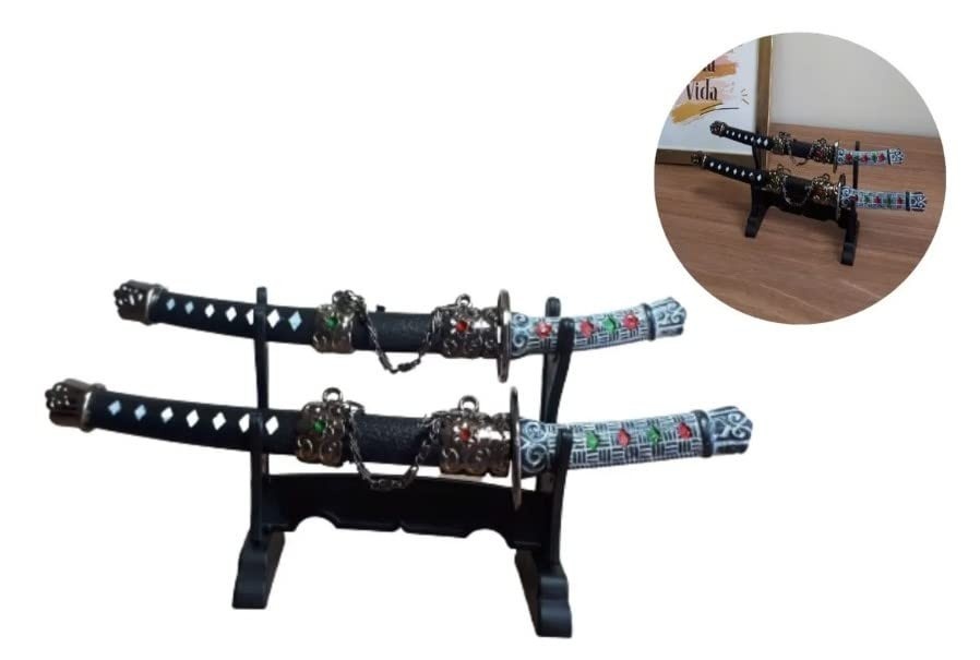 Espadas Katanas Samurai Decorativas em Metal Japonês - Design Autêntico para Coleção