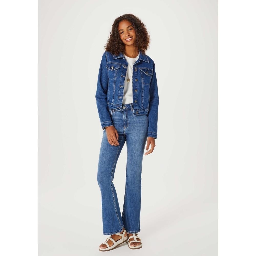 Jeans Flare Petit Hering: Seu Look Perfeito!