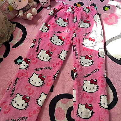 kawaii-conforto-y2k-kitty-hello-pijama