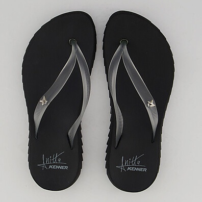 Kenner Ibiza Anitta: Conforto e Estilo!