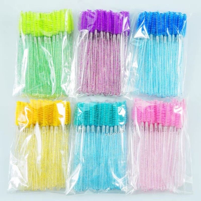 KIT 250 Escovinhas com Glitter para Extensão de Cílios e Sobrancelhas