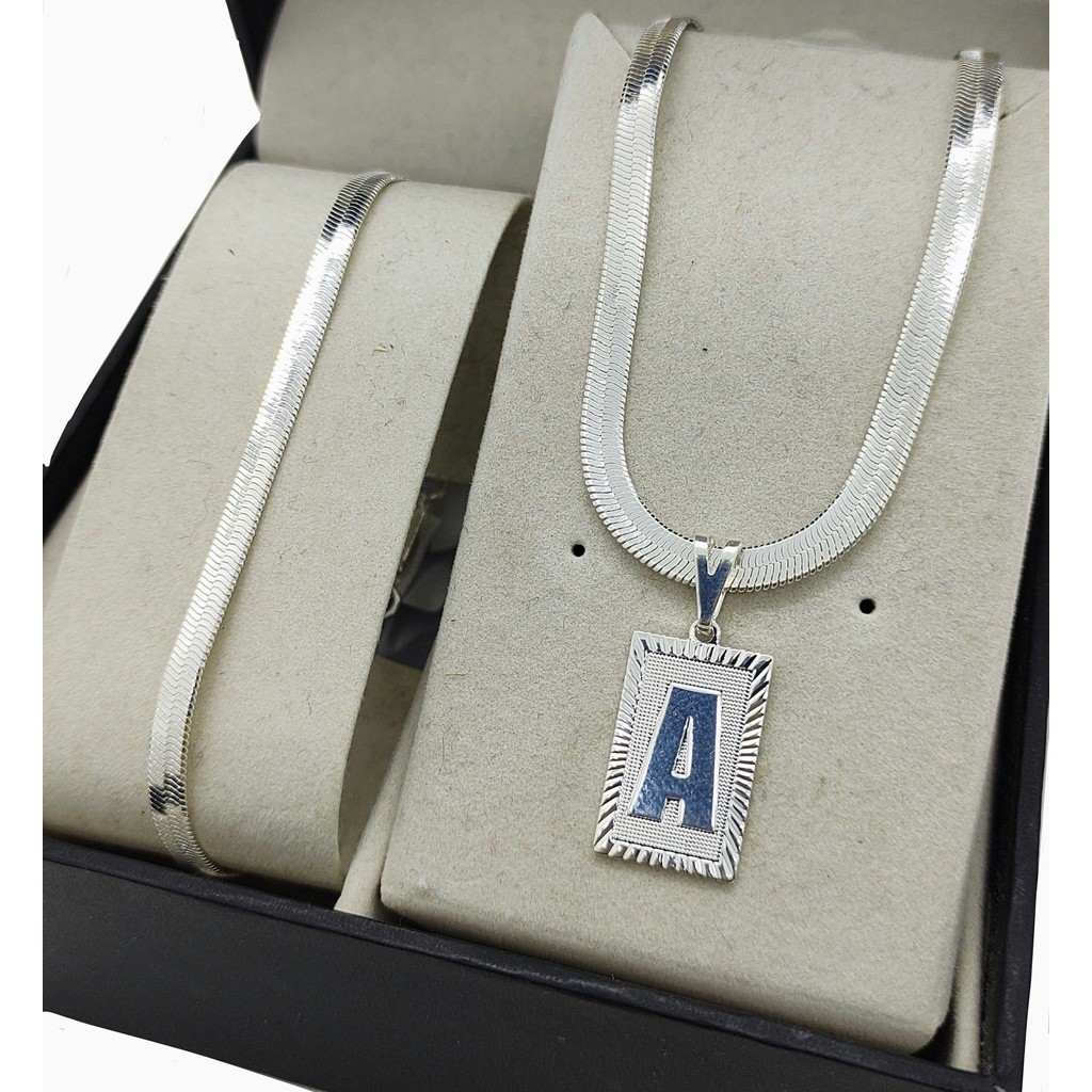 Kit Feminino com Letras Iniciais Banhado a Prata 925