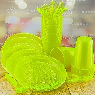 Kit Festa 50 Pessoas: Pratos, Copos e Garfos Neon!