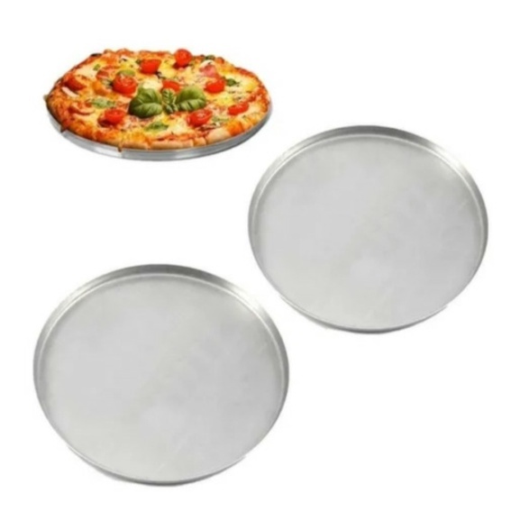 Kit Forma de Pizza Alumínio 30cm + 35cm: Faça Pizzas Perfeitas em Casa!