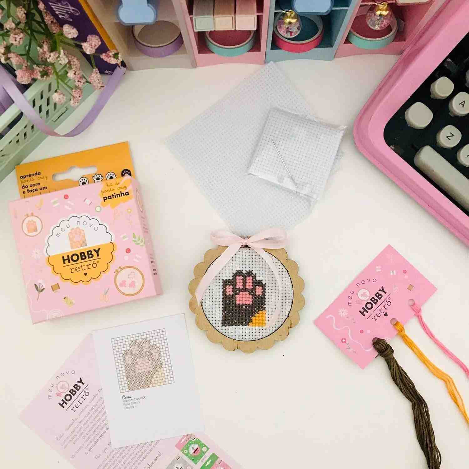 Kit de Ponto Cruz Meu Novo Hobby Retrô Gatinho Pata de Gato - Bordado Artesanal para Decoração