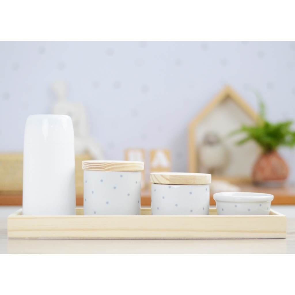Kit Higiene Bebê Porcelana e Pinus K066 – Elegância e Praticidade