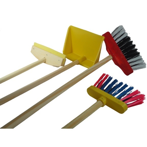 Kit Limpeza Infantil: Diversão e Aprendizado!