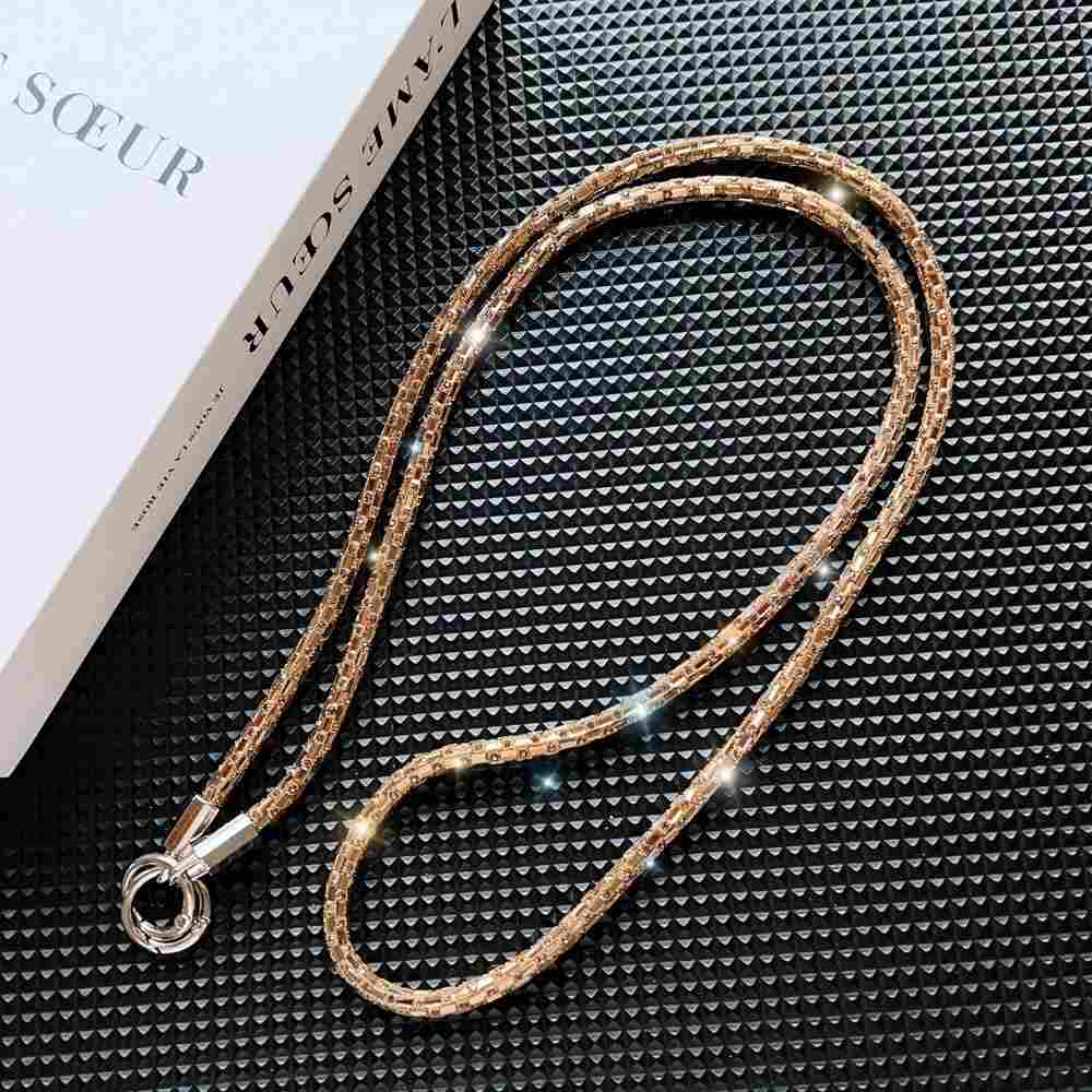 Lanyard de Celular Strass: Elegância e Segurança