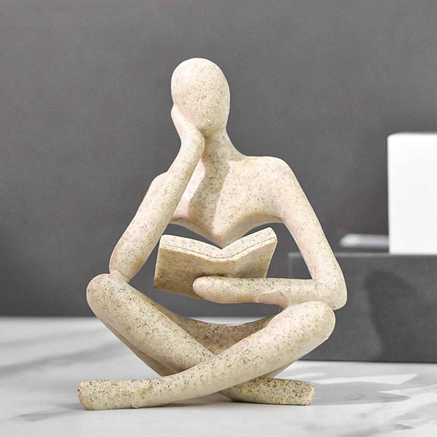 Estátua Feminina de Leitura - Escultura Moderna para Decoração de Ambientes