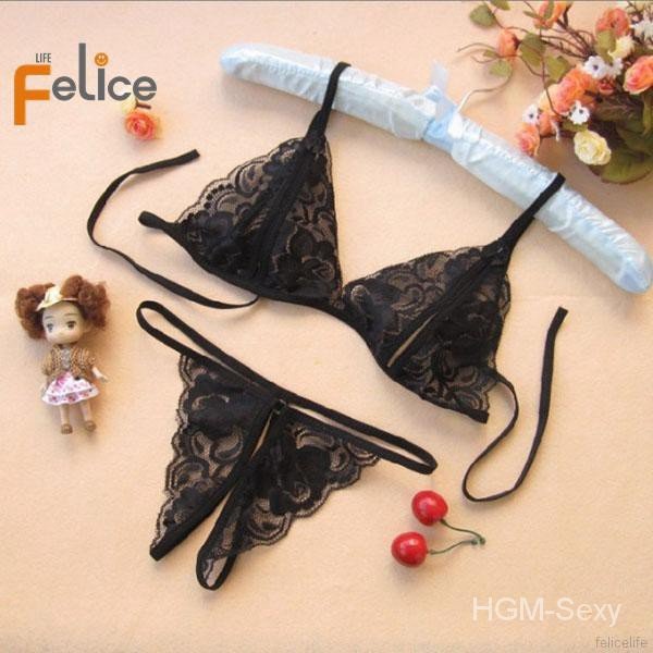 Lingerie de Renda com Flor e Fio Dental: Conforto e Beleza