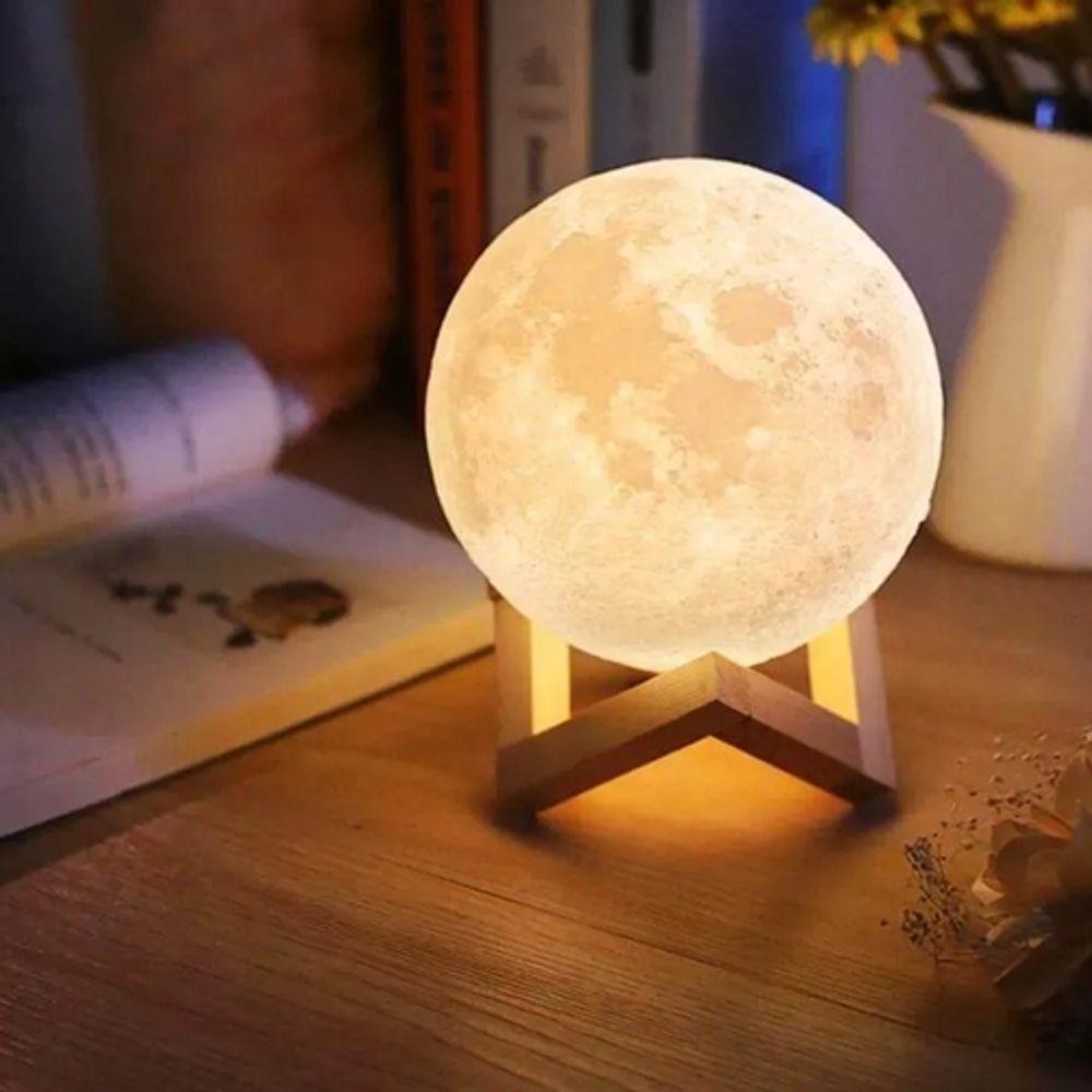 Luminária Lua 3D Touch: Decore com a Luz da Lua!
