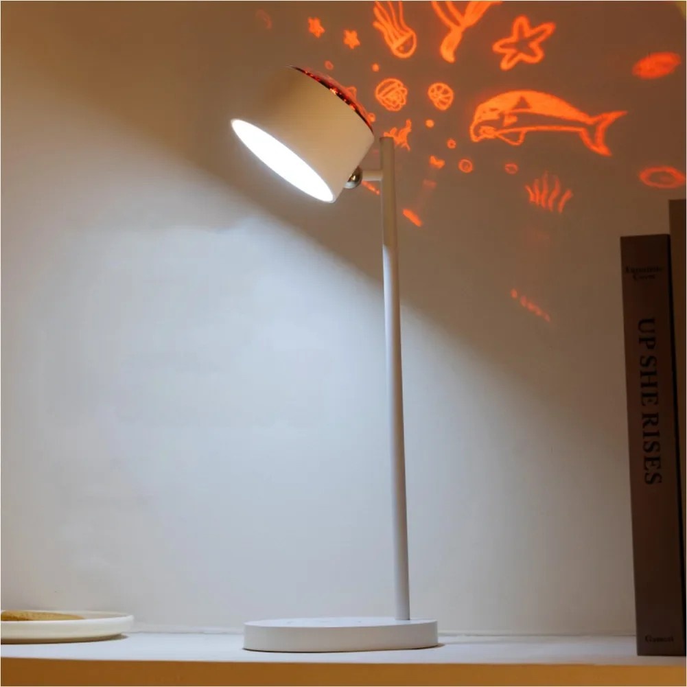 Luminária Projetora Sem Fio: Iluminação e Carga!