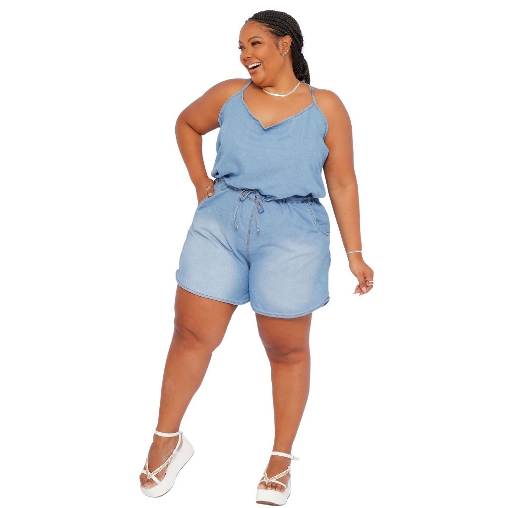 Macaquinho Jeans Plus Size com Elástico na Cintura: Conforto e Estilo
