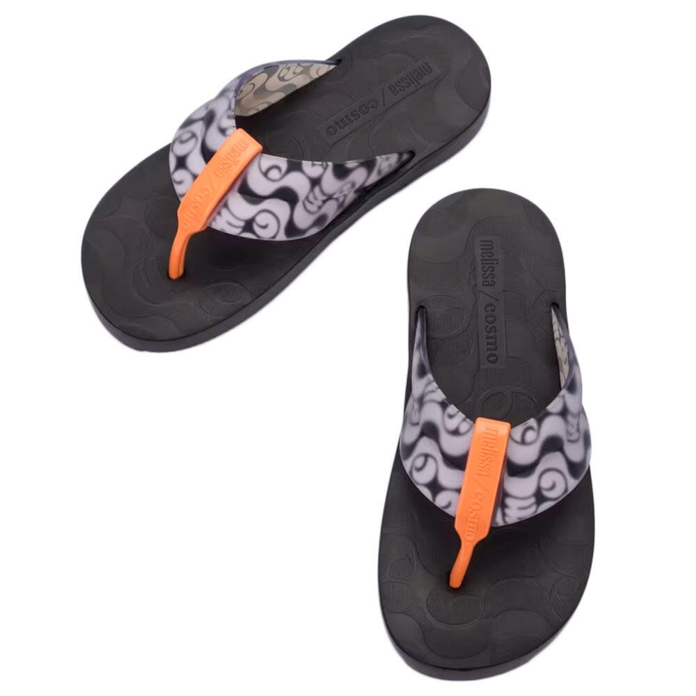 Melissa Orla + Cosmo: Conforto e Estilo em PVC!