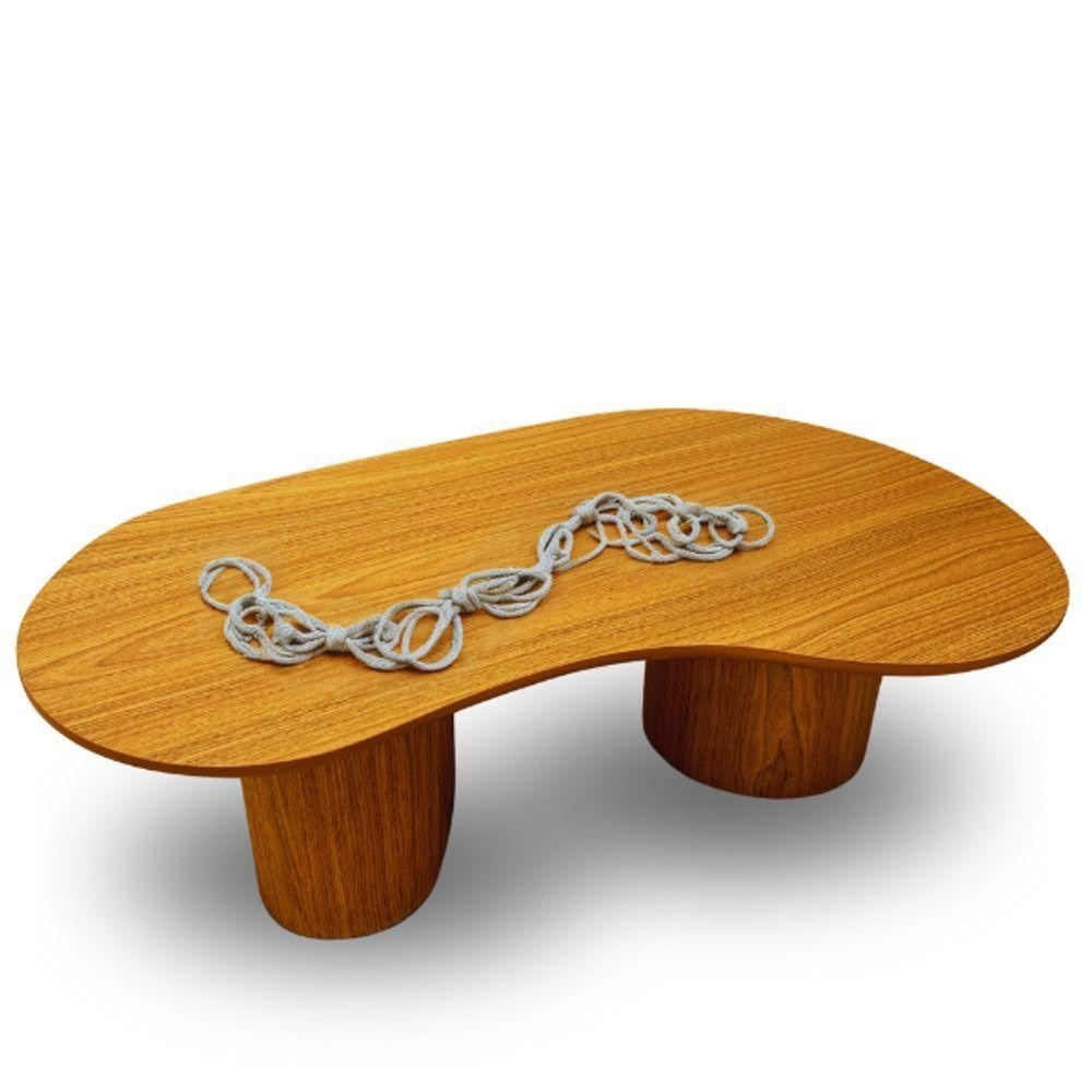 Mesa de Centro Bean 90x60cm: Design e Elegância