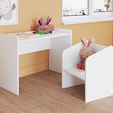 Mesa e Cadeira Infantil Bobbies Goods – Espaço Ideal para a Criança