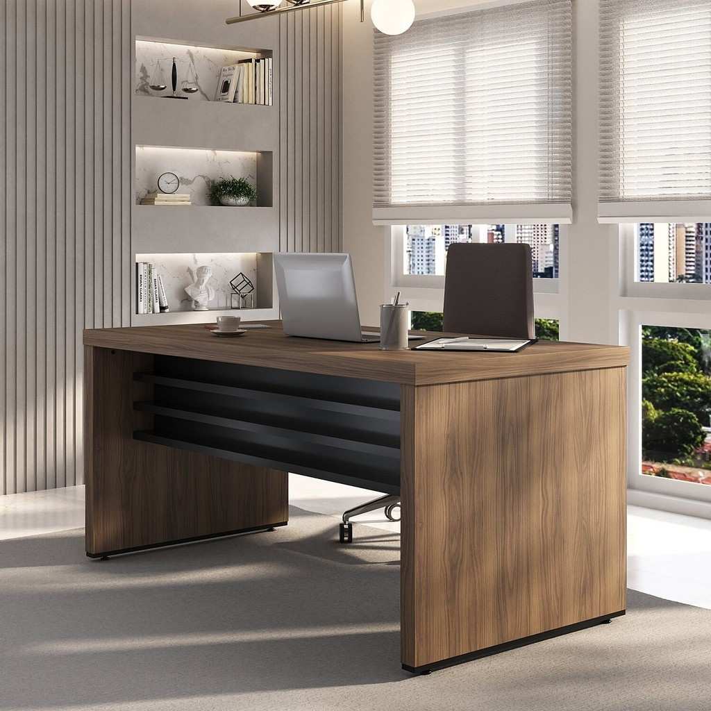 Mesa Escritório 135cm Nogal/Preto: Elegância e Robustez