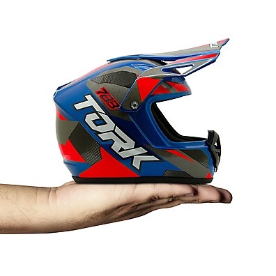 Mini Capacete Pro Tork Edition: Decoração Motocross para Coleção