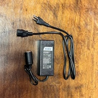 Fonte Conversora Elber: Energia 12V/24V para 110V/220V para sua Geladeira Portátil - imagem 3
