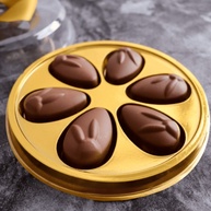 Caixa para 6 Bombons Gourmet Dourada - BWB 14360 - imagem 2