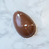 Forma de Silicone para Chocolate Ovo Liso 150g - imagem 2