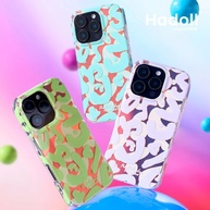 Capa iPhone 16 Pro: Estilo Graffiti Degradê - imagem 2
