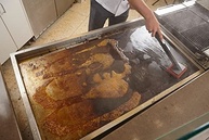 Scotch-Brite Limpador de Chapas Profissional 1L - Limpeza Fácil e Segura para Cozinhas Comerciais - imagem 3