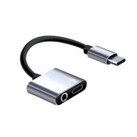 Adaptador USB-C 2 em 1: Carregue e Ouça Áudio P2 3.5mm Simultaneamente | Prata - imagem 2