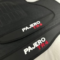 Jogo de Tapetes Borracha Pajero TR4 2002-2015 3 Peças - Proteção Premium e Design Exclusivo - imagem 4