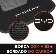 Tapete Automotivo BYD Dolphin Plus 2023-2026: Carpete 3 Peças Traseiro Inteiriço com Bordado Premium - imagem 4