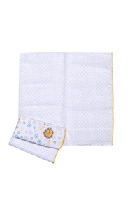 Paninho de Boca Bordado Karinho 32x32cm - 3 Unidades em Algodão Macio - imagem 3