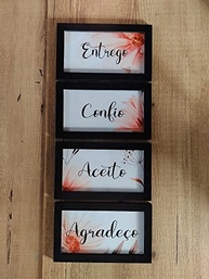 4 Quadros Decorativos Entrego Confio Agradeço com Design Floral - Sala e Quarto - imagem 4
