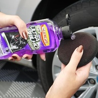 Luxcar Gel Ultra Brilho Intenso 500ml: Pneus Renovados, Protegidos e com Brilho Duradouro - imagem 4