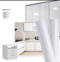 Rolo Adesivo Branco Brilho 2m x 50cm: Renove Geladeira, Fogão e Micro-ondas com Estilo! - imagem 3