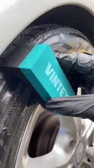 Kit Essencial: Aplicador de Pretinho + Pretinho Renovador 5L Vonixx para Pneus Impecáveis - imagem 5