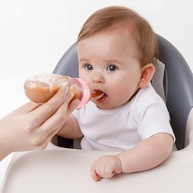 Colher Dosadora de Silicone para Bebê Rosa 6 Meses+ | Alimentação Controlada e Segura - imagem 5